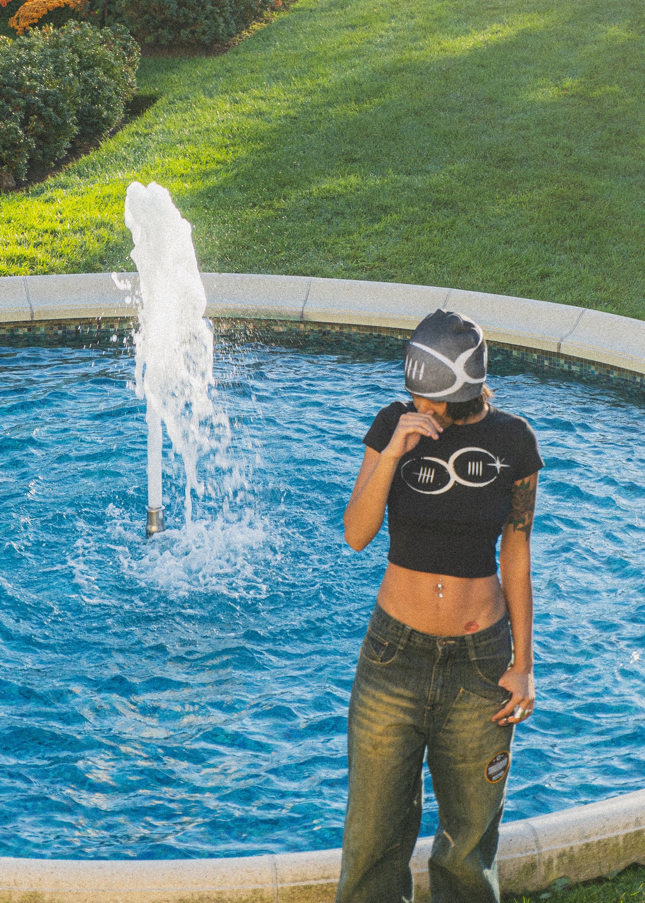 Black 9lives Crop Tee